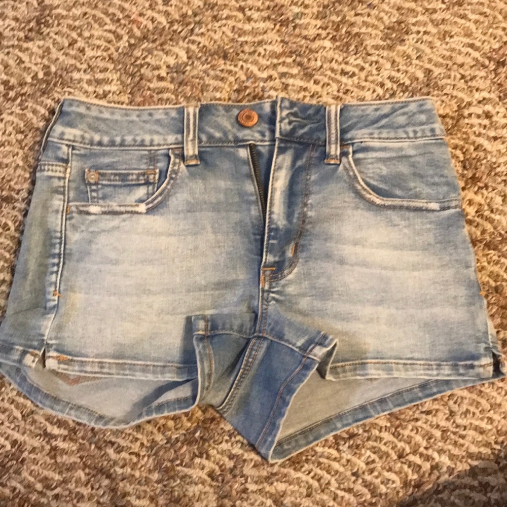 American Eagle Light Wash Denim Shorts